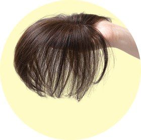 お手入れ後のウィッグ。根元がふんわりと立ち上がりツヤが出ている
