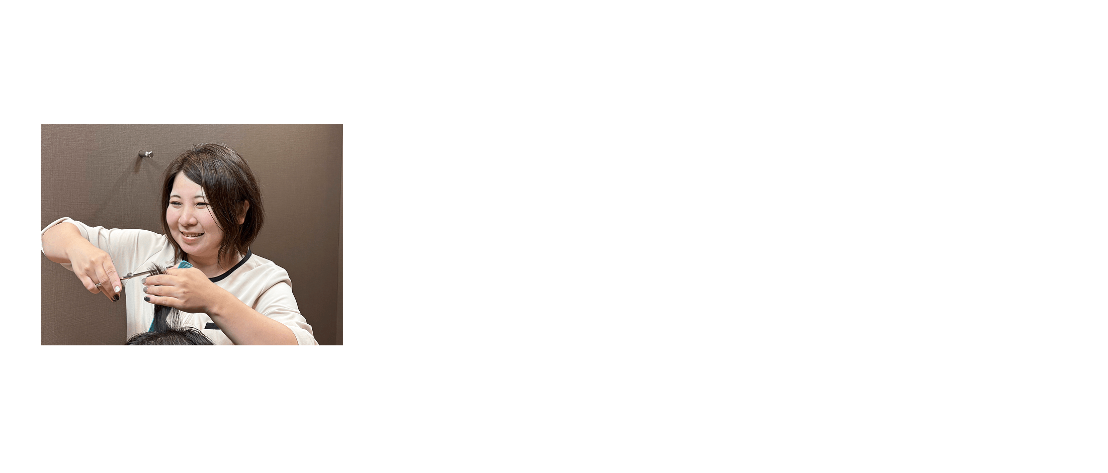 スタイリストのコメント ご自身でのスタイリングにもこだわりがあられたので、自身でセットしやすいより自然なスタイルをご提供しました。クリアマープ5Xは密度が5倍なので、ボリュームが出やすく、自身でのスタイリングも自毛のように自然でやりやすいと思います。